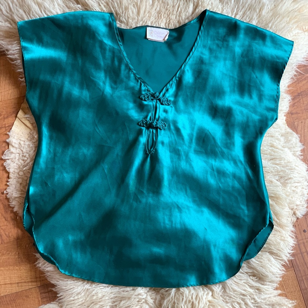 Silk teal top Chinese knot buttons